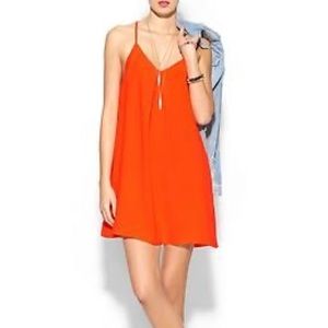 Tinley Road V-Neck Mini Dress (Size L)